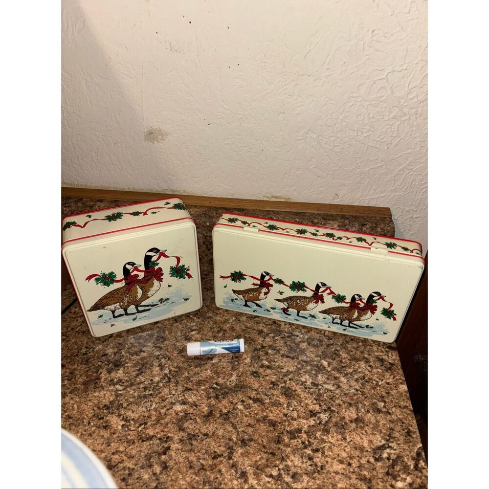 Vintage Potpourri Press Christmas Geese tins from the 1980s.
